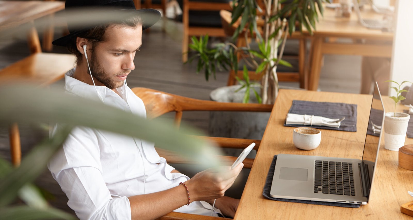 remote worker in Albania
